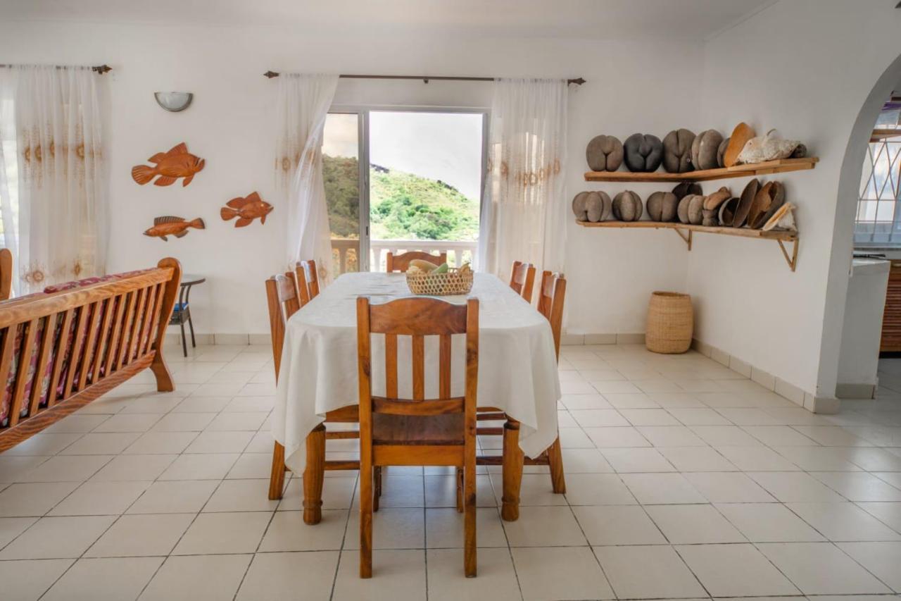 Maison Du Soleil Self Catering 앙스 라지오 외부 사진